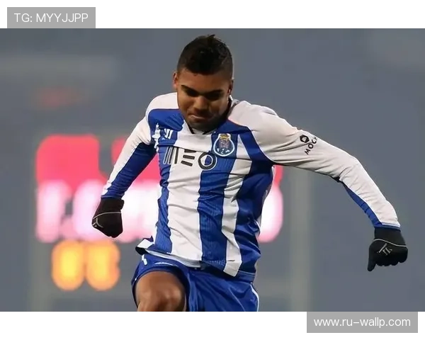 反击利器：尼科·威廉斯在攻防转换中的作用