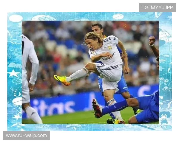 德布劳内与莫德里奇对比分析：核心组织方式与比赛影响力差异